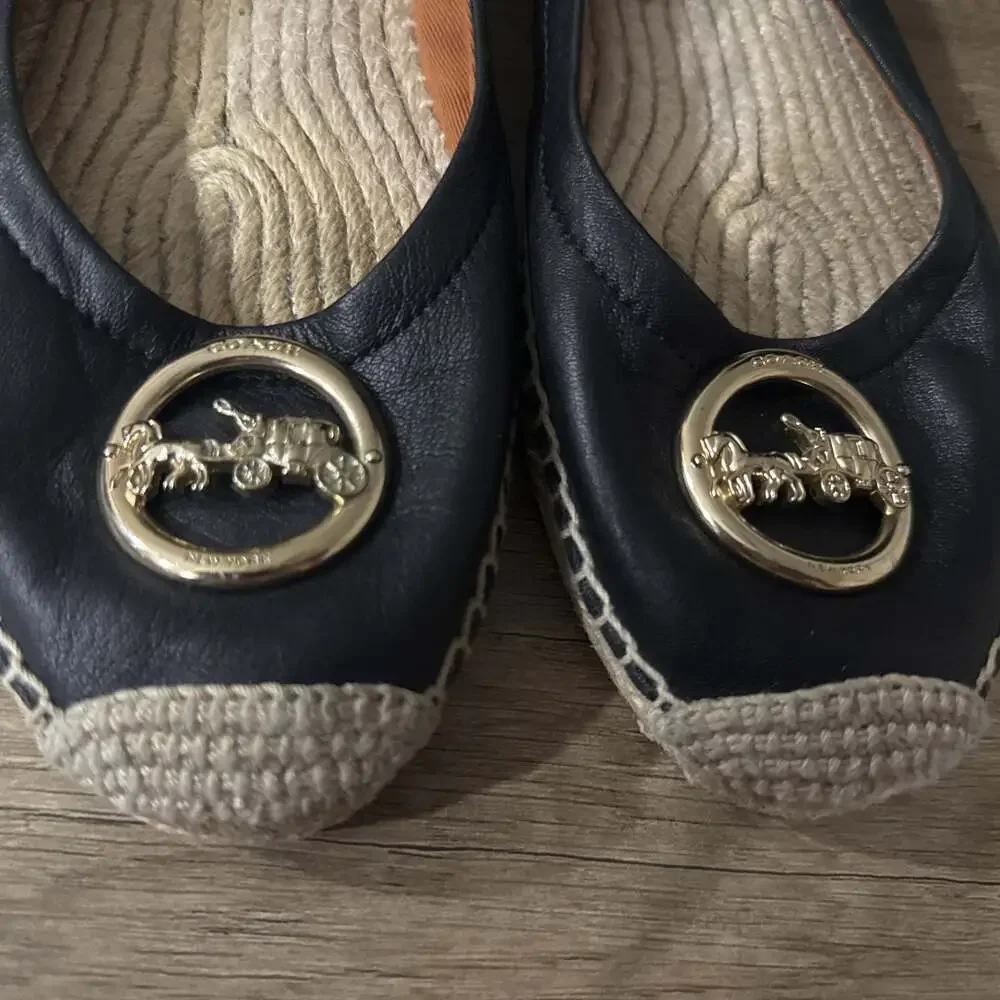 COACH Women's Flats Size 7.5 Shoes Clara Leather Ballet Black Gold G4839 EUC - Picture 2 of 8